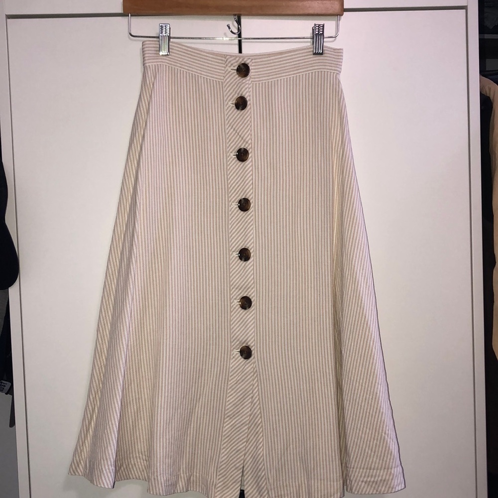 Ann Taylor Midi skirt
